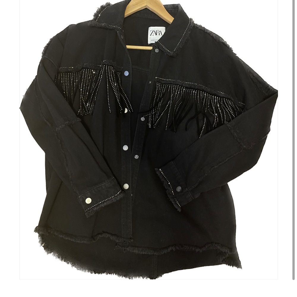 Its oversized so it can fit a person who is near small/medium.